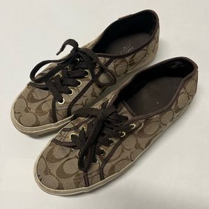 Coach sneakers 🤎✨